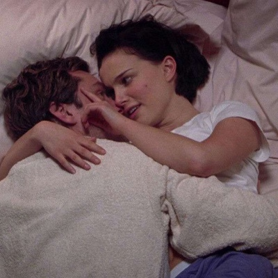 高级感十足欧美双人情侣单张图片