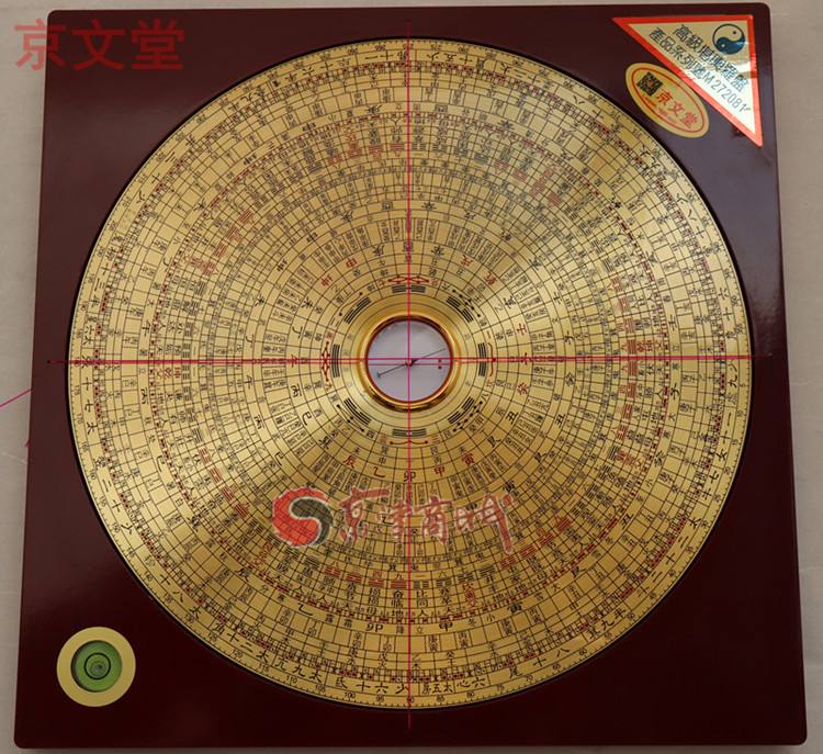 如何正确使用电木罗盘进行导航