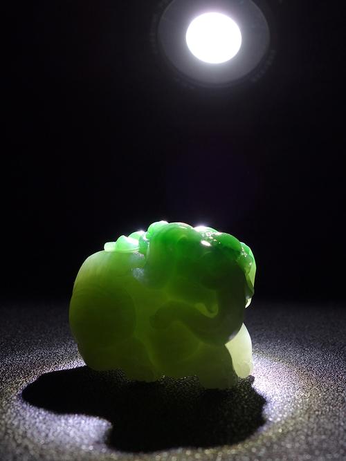 年柱纳音论命准吗 年柱偏财坐食神女命