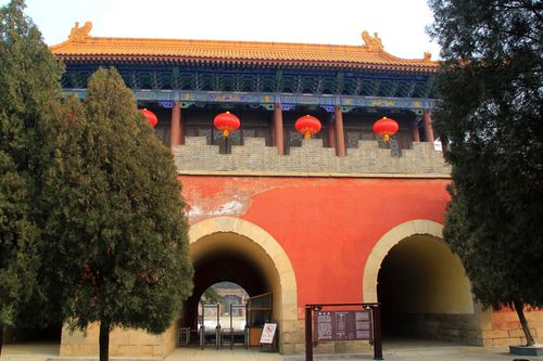 测字答疑如何选择适合结婚的吉日才能幸福长久(测字答疑是否能选择最合适的