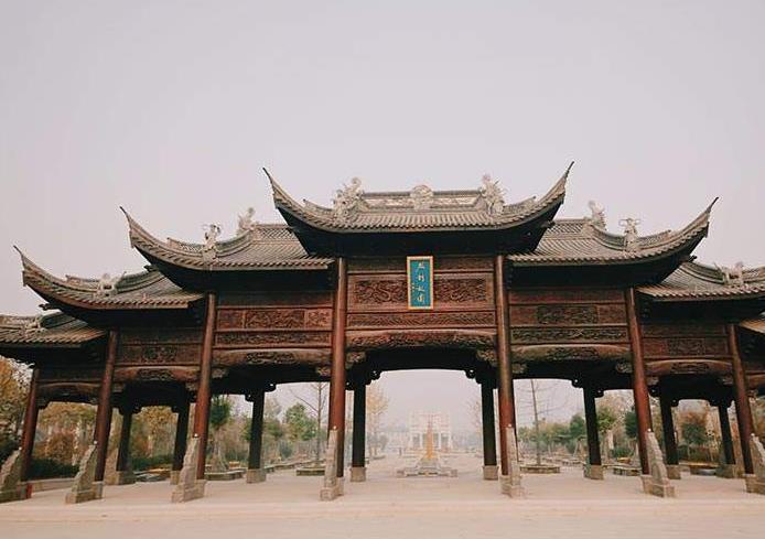 手相手纹三条线代表什么 手相手纹三条线代表什么