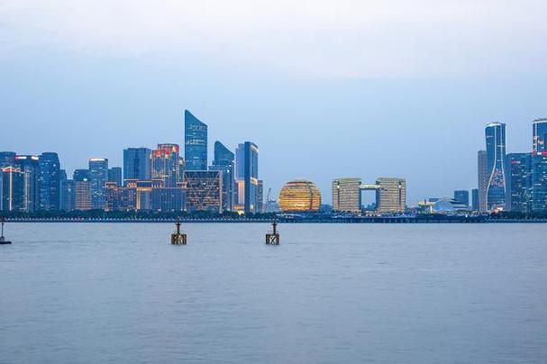 属虎人2024年6月运势 2024年属虎6月运程 (属虎人2025全年运势详解)