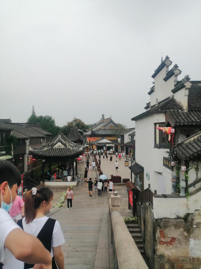 坐丙向壬兼午子阴宅