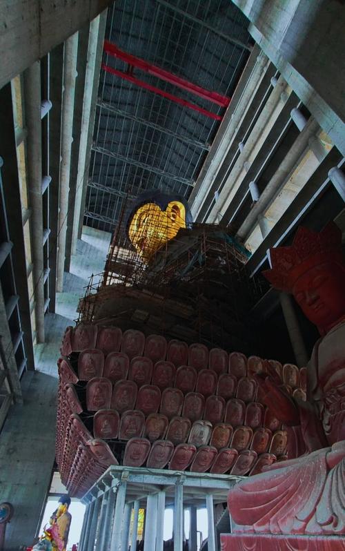 2025年属兔本命年穿啥色最好 桃红色催旺贵人运