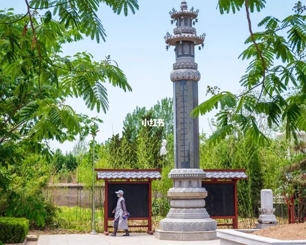 属羊2015年农历3月25日午时出生好吗(生辰八字三月份的羊怎么样)