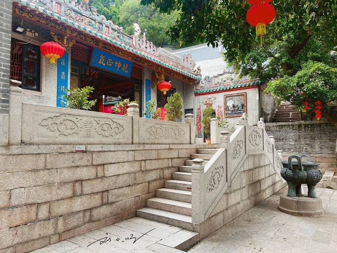 谢娜婚后主持的节目谢娜二胎后复出录快本, 谢娜婚后主持的节目谢娜二胎后复出录快本,